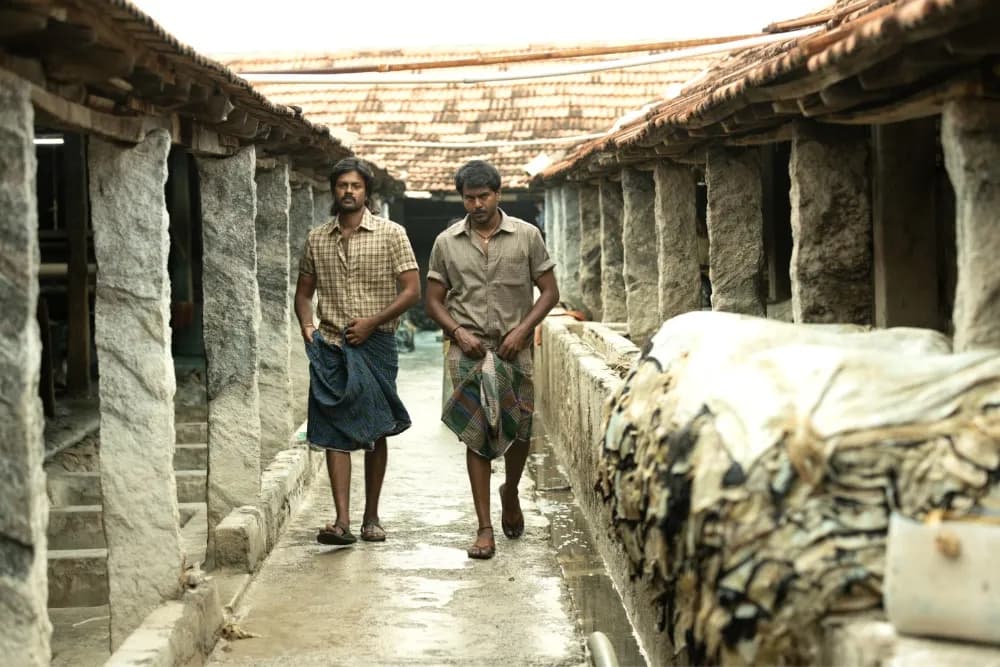 டோரதி: உணர்ச்சிகளில் போதையூட்டும் வரலாற்று ஓர்மையற்ற படம்! - Magizhlan 